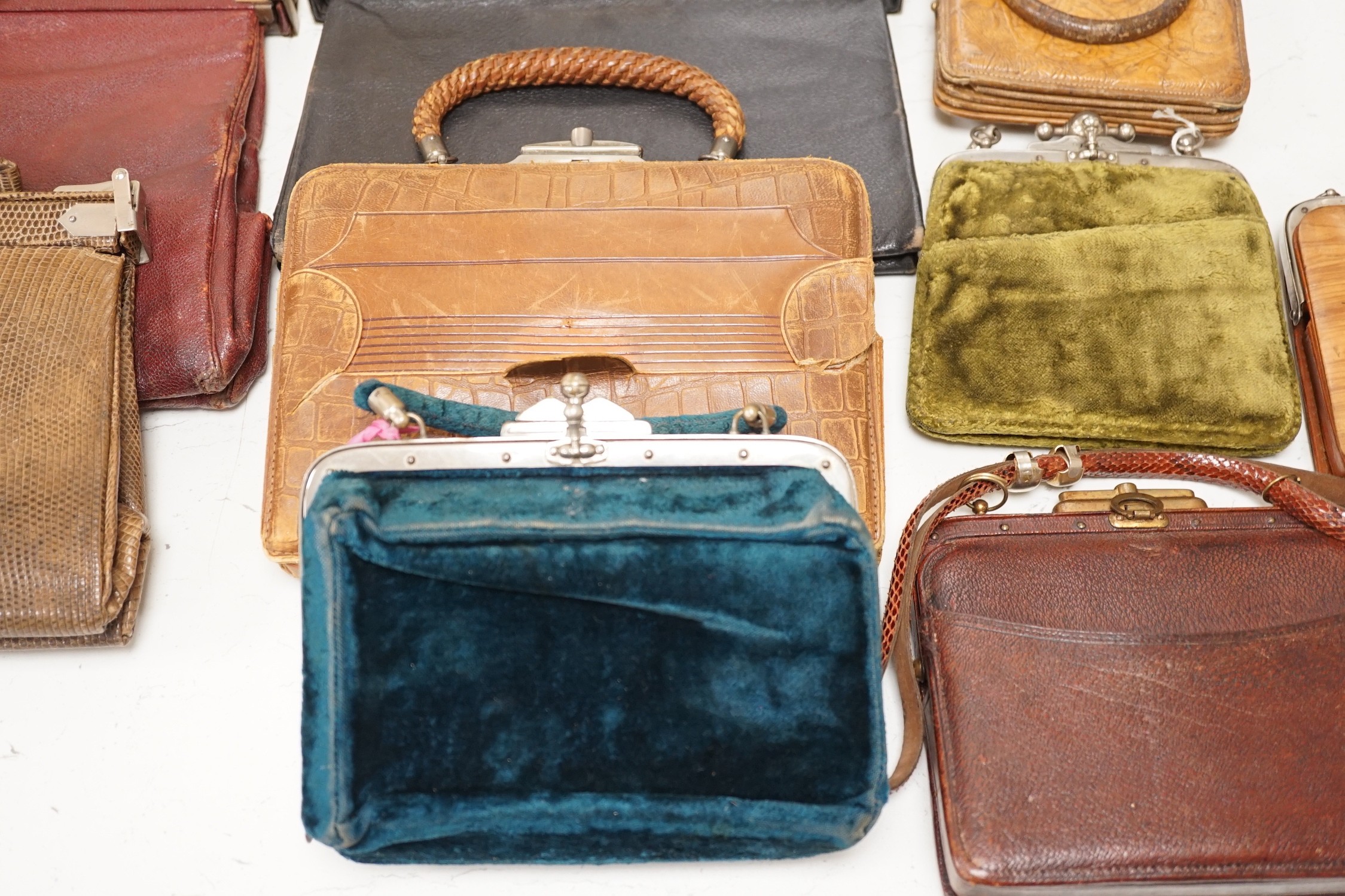 A collection of nine late 19th century to 1940’s mixed leather ladies handbags with ‘Doctors bag’ style metal clasps